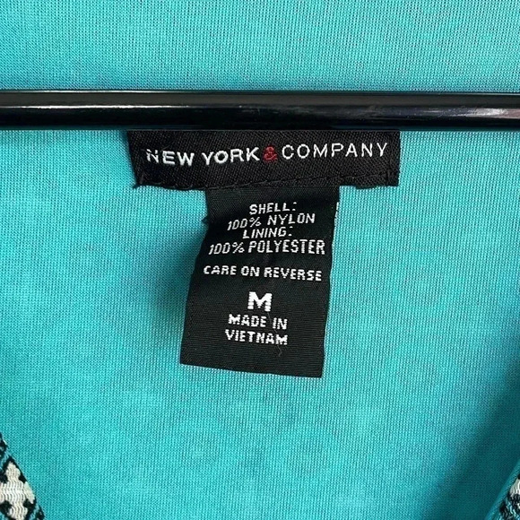 New York & Company Women’s Baby Doll Blouse Size Medium - Picture 5 of 6